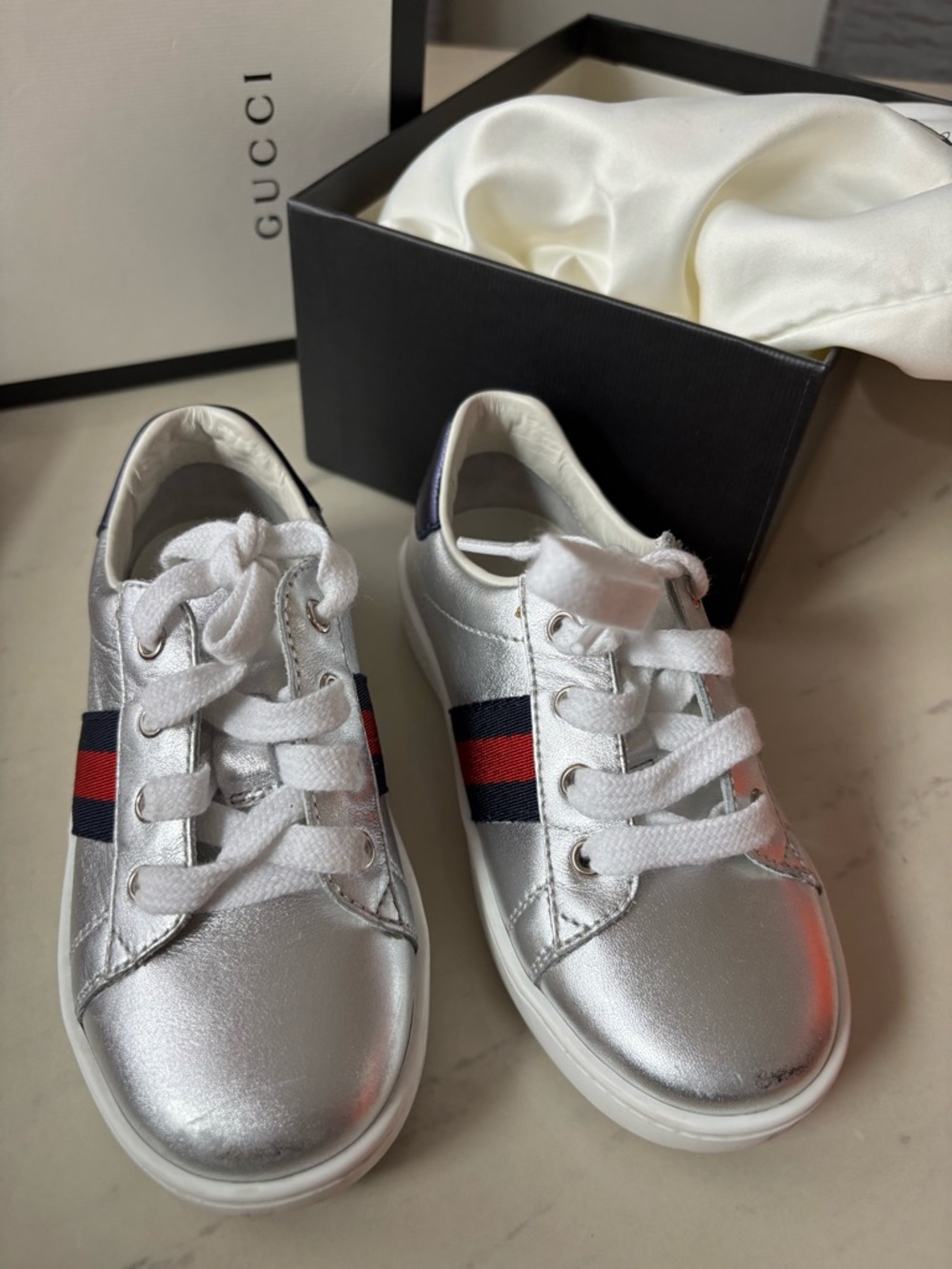Gucci Kids Silver Leather Sneakers with Navy & Red Web